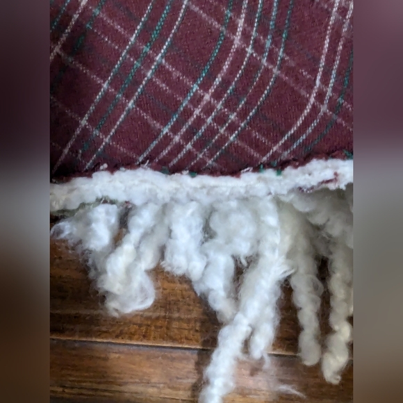 Festive Patchwork Santa Throw  Star Pillow. Patchwork. Rustic Decor. EUC. 18". - Picture 10 of 13